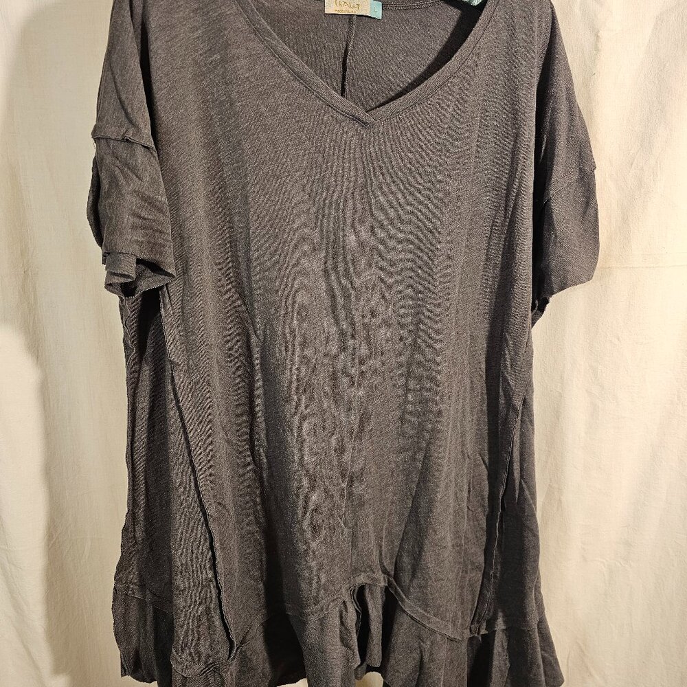 buttery soft oversized grey v-neck Chalet women's size L t-shirt with ruffle hem